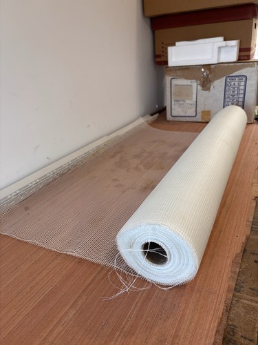 White fibreglass mesh - white, for